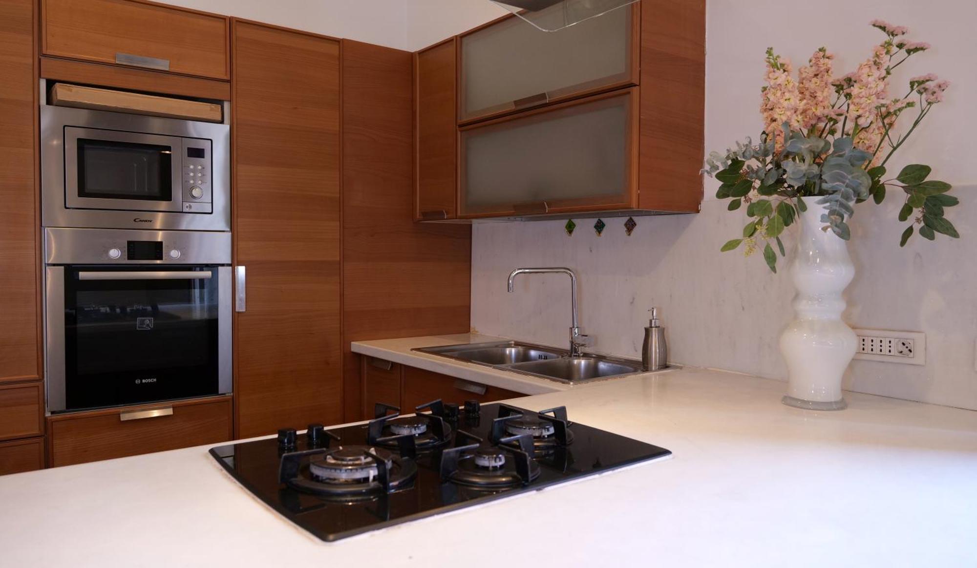 Luxury Piazzetta Rodino * Naples