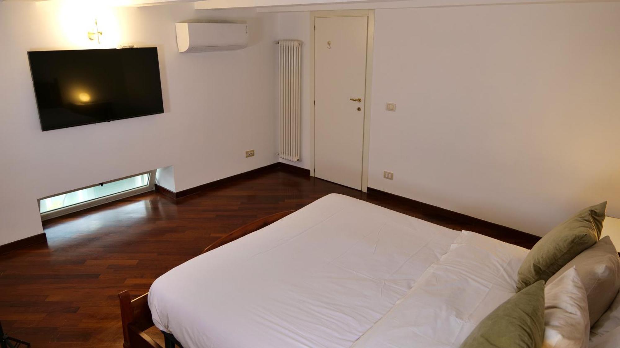 Luxury Piazzetta Rodino *