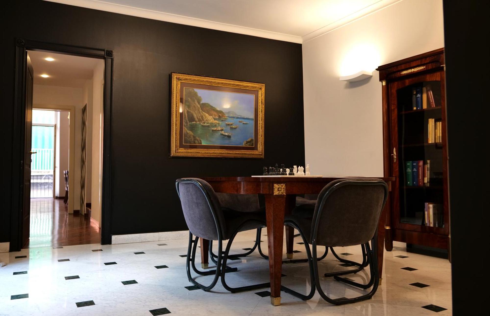 Luxury Piazzetta Rodino Apartment *
